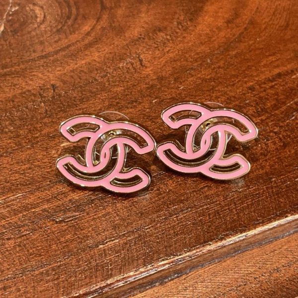 Orecchini doppia C vuoti di Chanel