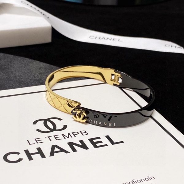 replica,repliche,fake,1:1,earrings,bracelet,ring,jewelry Bracciale di diamanti Chanel