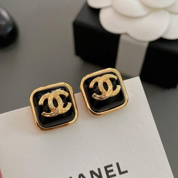 Orecchini quadrati Chanel in oro nero