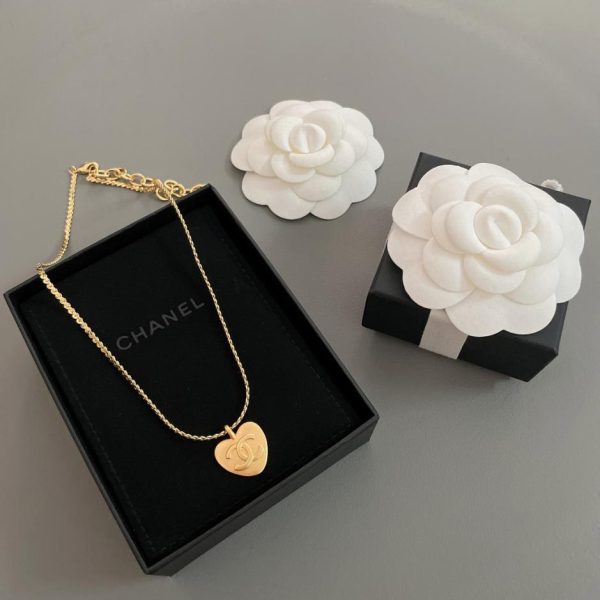 replica,repliche,fake,1:1,earrings,bracelet,ring,jewelry Collana d’amore profumata di Chanel