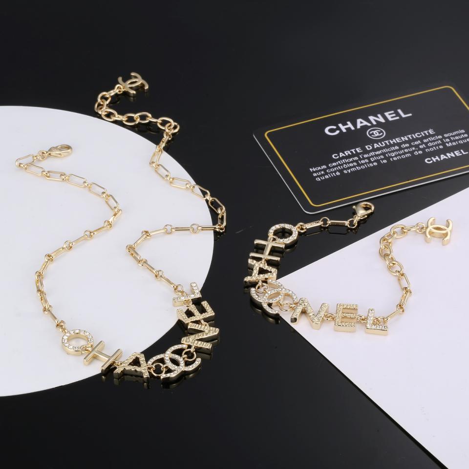 replica,repliche,fake,1:1,earrings,bracelet,ring,jewelry Collana con braccialetto con lettera Chanel replica,repliche,fake,1:1,earrings,bracelet,ring,jewelry Collana con braccialetto con lettera Chanel