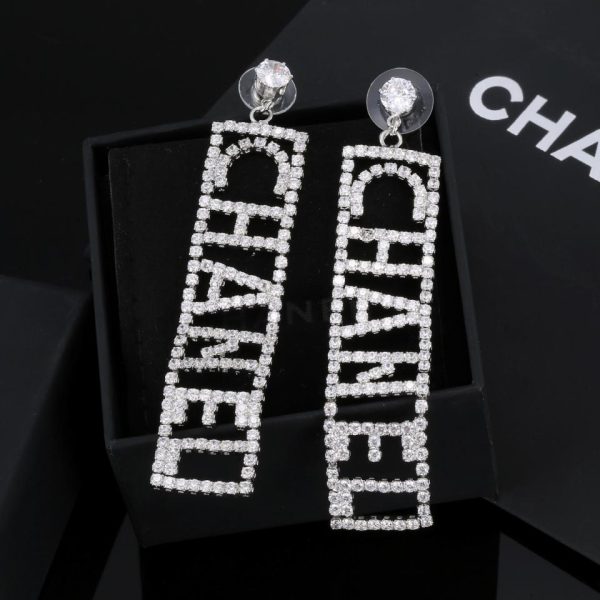 orecchini con lettere squisiti Chanel