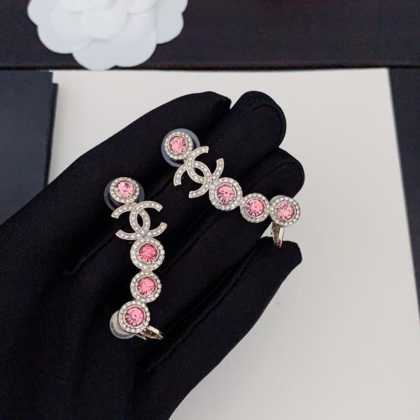 Orecchini Chanel con diamanti rotondi rosa e clip per orecchie