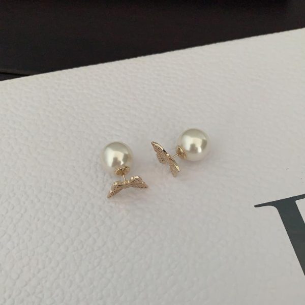 Orecchini di perle grandi con farfalla Dor Hollow