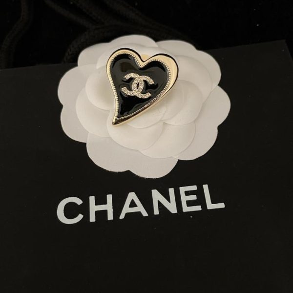 replica,repliche,fake,1:1,earrings,bracelet,ring,jewelry Spilla Chanel Love Black Oil Drop in materiale ZP coerente