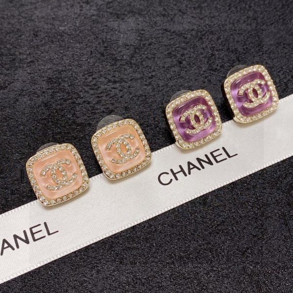 Chanel pieno di diamanti doppia C
