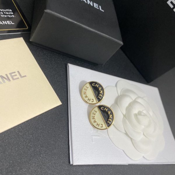 replica,repliche,fake,1:1,earrings,bracelet,ring,jewelry Chanel è squisito e di bell’aspetto, versatile per l’uso quotidiano, indipendentemente dalla forma del viso, personalizzazione zp