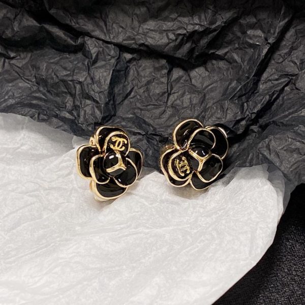 Orecchini a clip Chanel Orecchini stile CHANEl che non richiedono piercing
