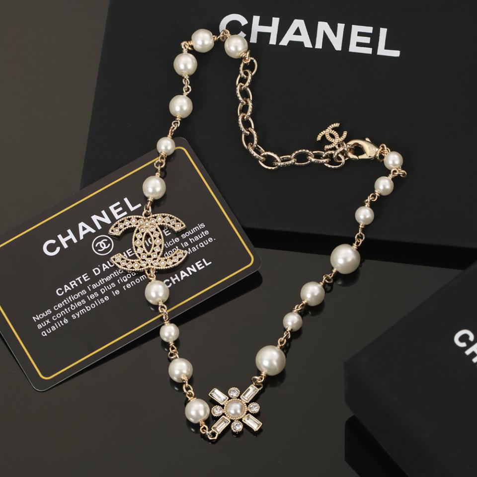 replica,repliche,fake,1:1,earrings,bracelet,ring,jewelry Collana di perle doppia C di Chanel replica,repliche,fake,1:1,earrings,bracelet,ring,jewelry Collana di perle doppia C di Chanel