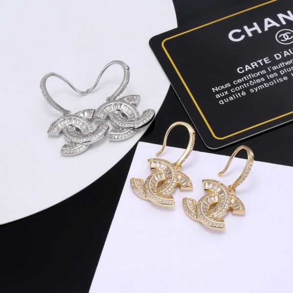 orecchini Chanel CC squisiti