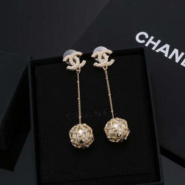 Orecchini lunghi CHANEL
