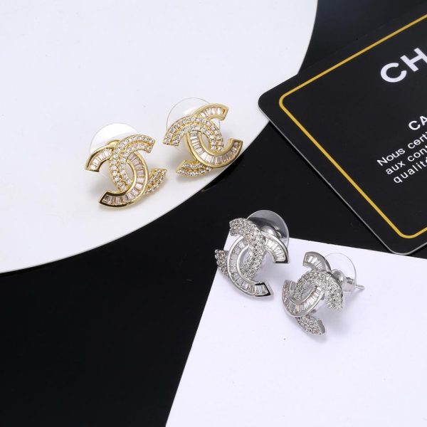 orecchini Chanel CC squisiti