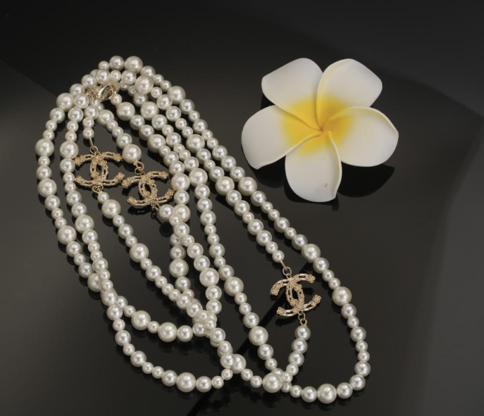 replica,repliche,fake,1:1,earrings,bracelet,ring,jewelry Catena di maglioni autunno e inverno Chanel replica,repliche,fake,1:1,earrings,bracelet,ring,jewelry Catena di maglioni autunno e inverno Chanel