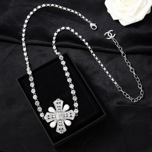 replica,repliche,fake,1:1,earrings,bracelet,ring,jewelry Catena in vita Chanel