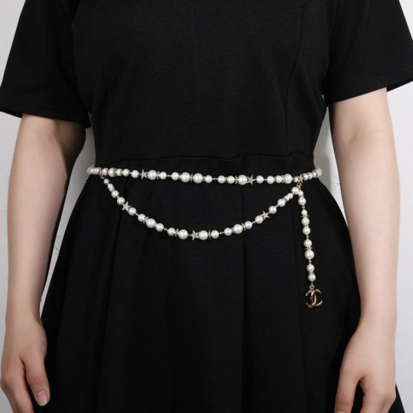 Catena in vita Chanel