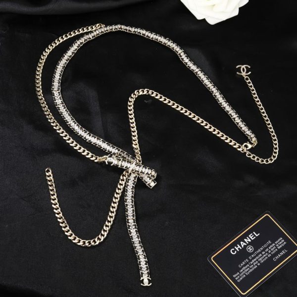 Catena in vita Chanel