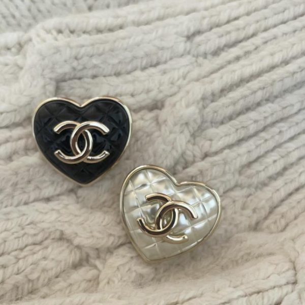 replica,repliche,fake,1:1,earrings,bracelet,ring,jewelry Spilla di diamanti Chanel