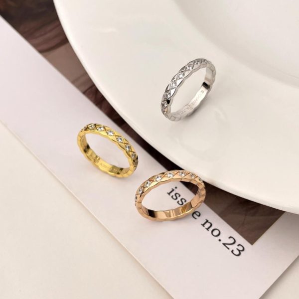 replica,repliche,fake,1:1,earrings,bracelet,ring,jewelry Anello con diamanti Chanel Coco Crush mini