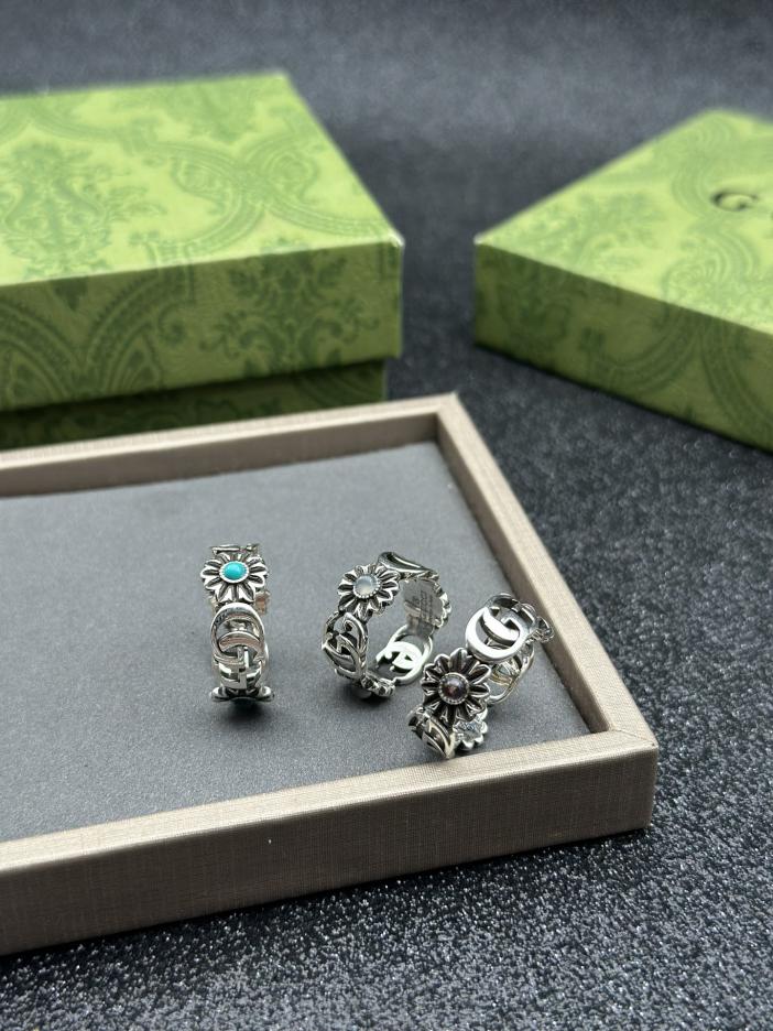 replica,repliche,fake,1:1,earrings,bracelet,ring,jewelry Anello in pietra naturale Gucci Margherita