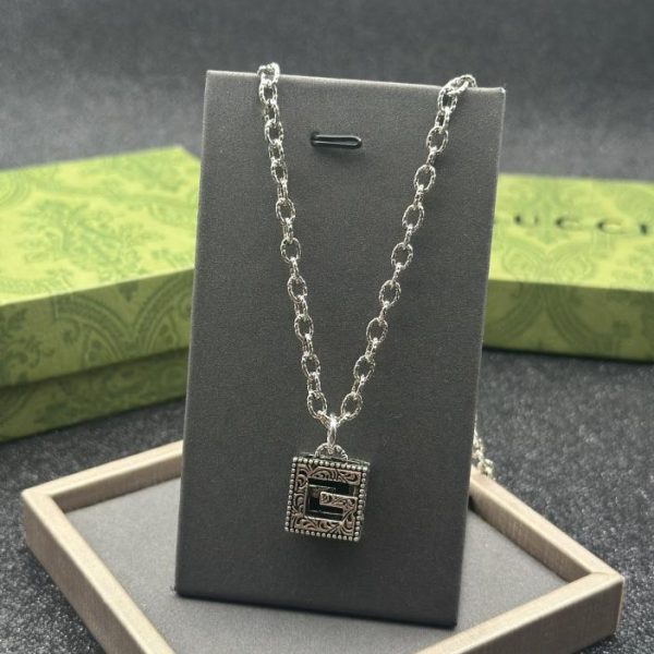 replica,repliche,fake,1:1,earrings,bracelet,ring,jewelry Collana twist di Gucci