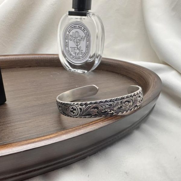 replica,repliche,fake,1:1,earrings,bracelet,ring,jewelry Bracciale Gucci testa di tigre g