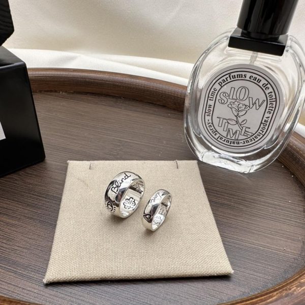 replica,repliche,fake,1:1,earrings,bracelet,ring,jewelry Anello Gucci Love Fearless