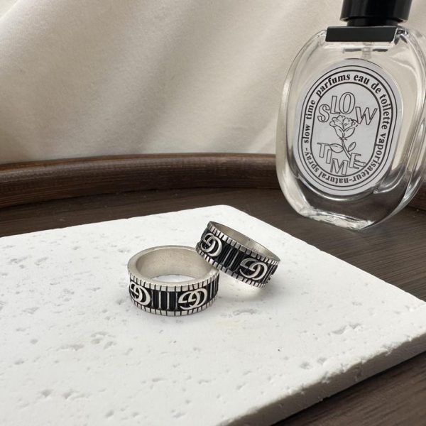 replica,repliche,fake,1:1,earrings,bracelet,ring,jewelry Anello doppia G di Gucci