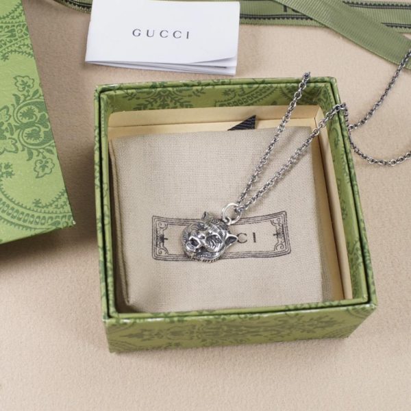 Collana Gucci con testa di tigre