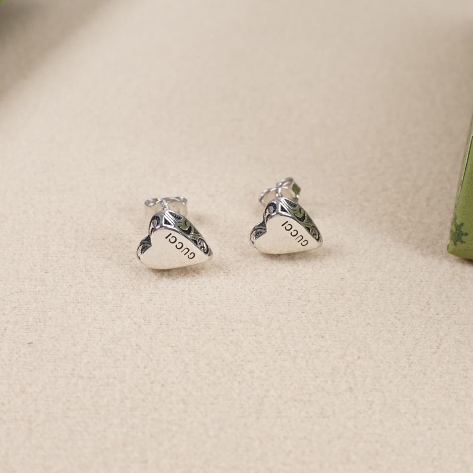 replica,repliche,fake,1:1,earrings,bracelet,ring,jewelry Orecchini in argento con pendente doppia g love Gucci replica,repliche,fake,1:1,earrings,bracelet,ring,jewelry Orecchini in argento con pendente doppia g love Gucci