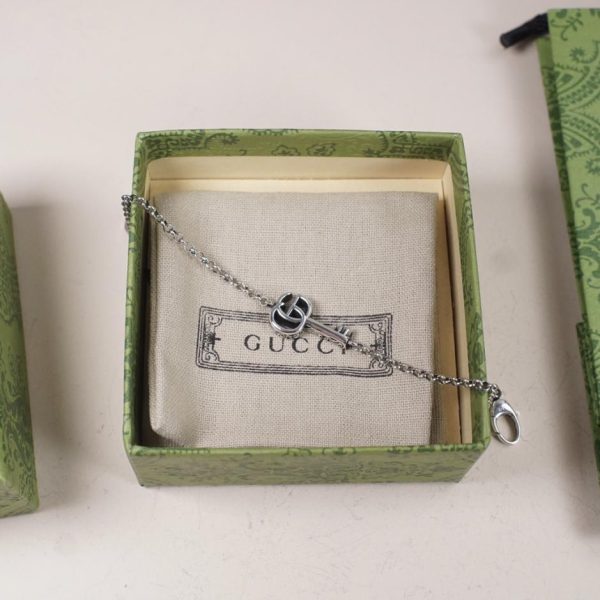 Bracciale Gucci con chiave doppia G