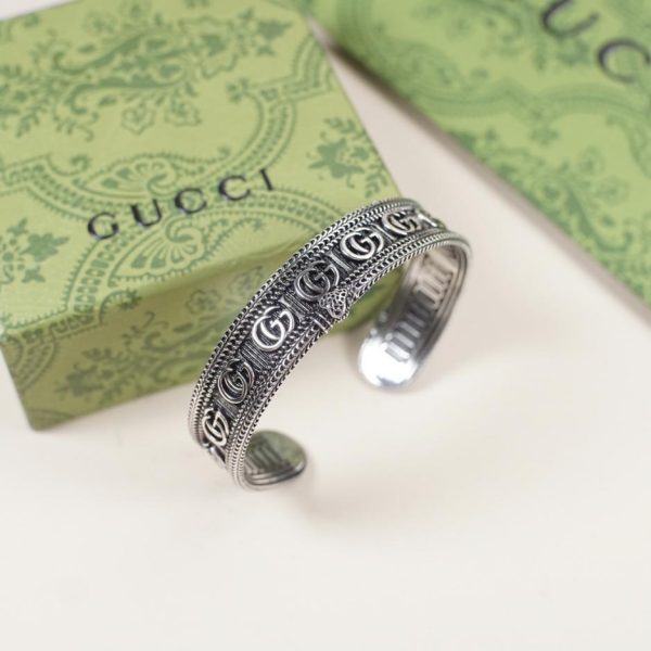 Bracciale Gucci in argento serpente