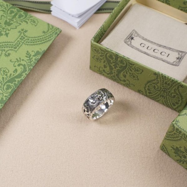 replica,repliche,fake,1:1,earrings,bracelet,ring,jewelry Anello Gucci con testa di tigre