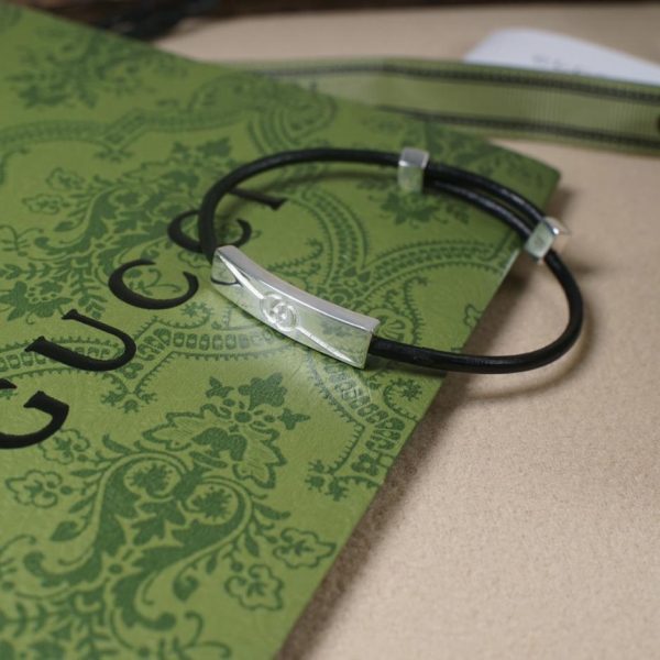 Bracciale Gucci con cintura in pelle twill doppia G