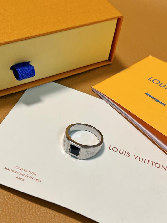 replica,repliche,fake,1:1,earrings,bracelet,ring,jewelry LOUIS VUITTON Anello con sigillo in onice