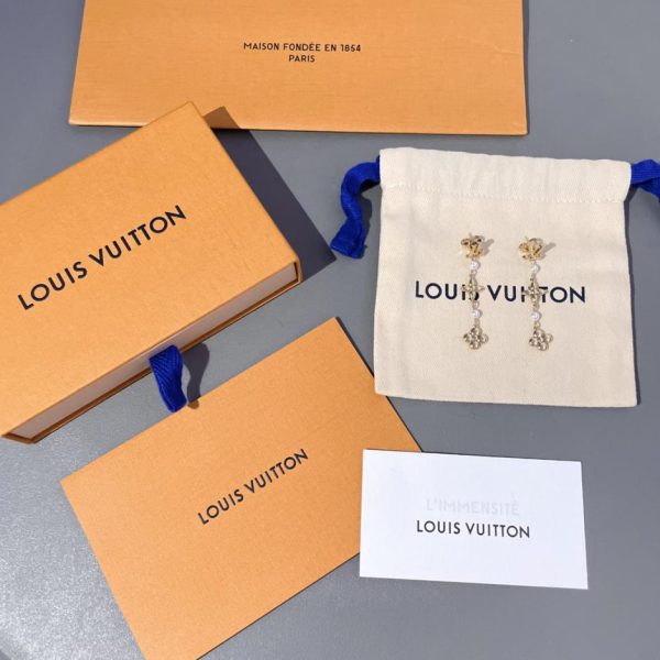 Orecchini di perle fiore dorato LOUIS VUITTON