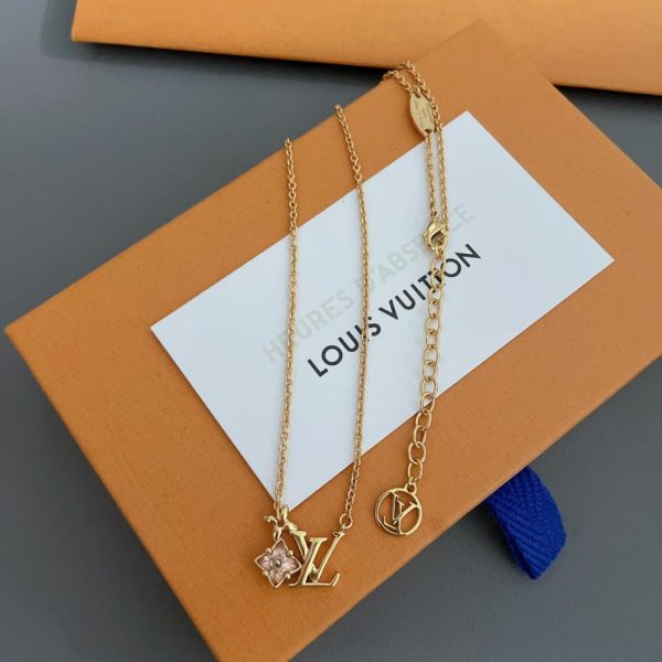 Collana LOUIS VUITTON quadrifoglio con diamanti rosa