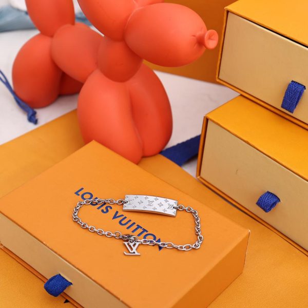 replica,repliche,fake,1:1,earrings,bracelet,ring,jewelry Bracciale audace con monogramma LOUIS VUITTON