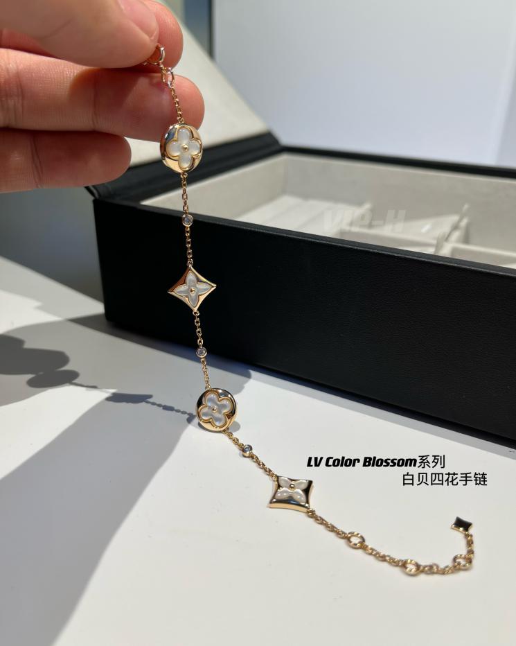 replica,repliche,fake,1:1,earrings,bracelet,ring,jewelry Serie Color Blossom di LOUIS VUITTON replica,repliche,fake,1:1,earrings,bracelet,ring,jewelry Serie Color Blossom di LOUIS VUITTON