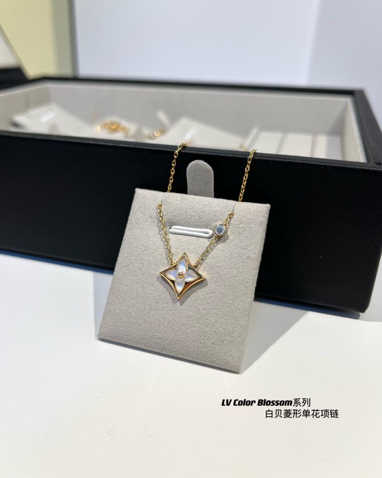 replica,repliche,fake,1:1,earrings,bracelet,ring,jewelry Serie Color Blossom di LOUIS VUITTON replica,repliche,fake,1:1,earrings,bracelet,ring,jewelry Serie Color Blossom di LOUIS VUITTON