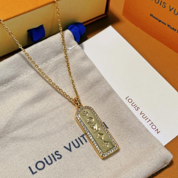Collana LOUIS VUITTON con etichetta grande