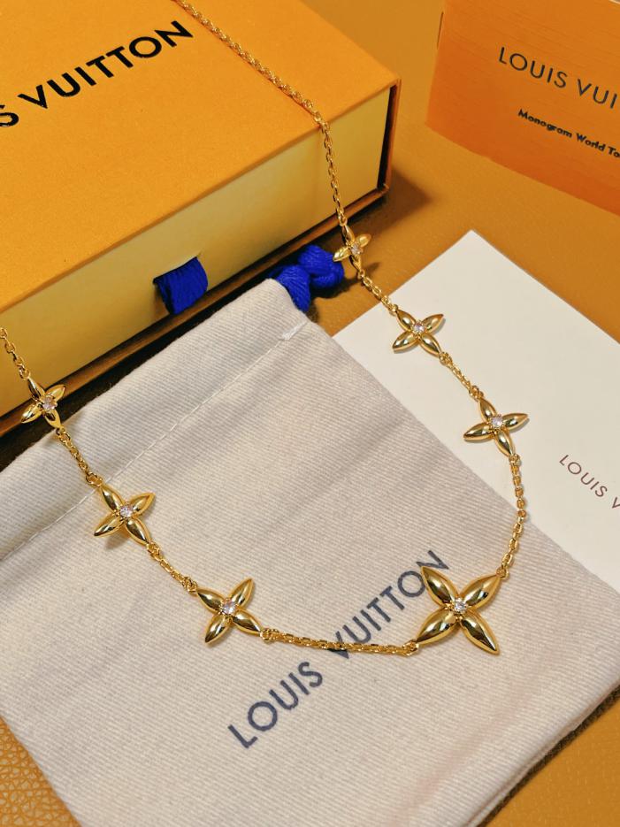 replica,repliche,fake,1:1,earrings,bracelet,ring,jewelry LOUIS VUITTON Collana Louisette Signature in metallo replica,repliche,fake,1:1,earrings,bracelet,ring,jewelry LOUIS VUITTON Collana Louisette Signature in metallo