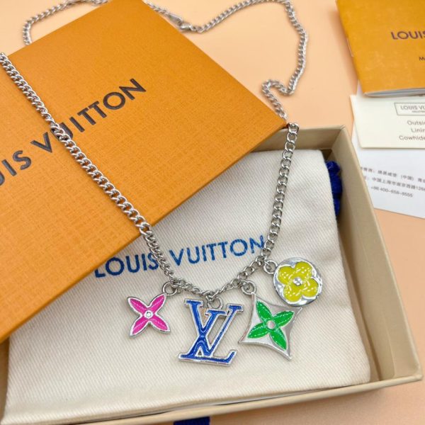 Collana con lettere floreali LOUIS VUITTON