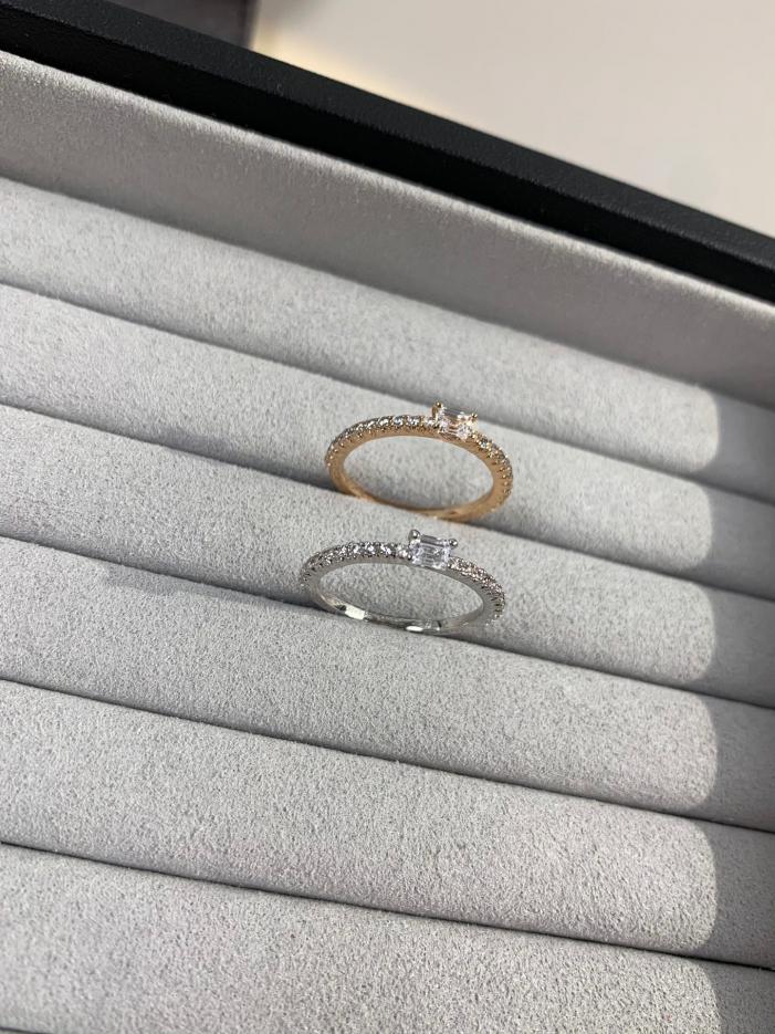 replica,repliche,fake,1:1,earrings,bracelet,ring,jewelry Anello piccolo di zucchero candito Cartier Etincellede