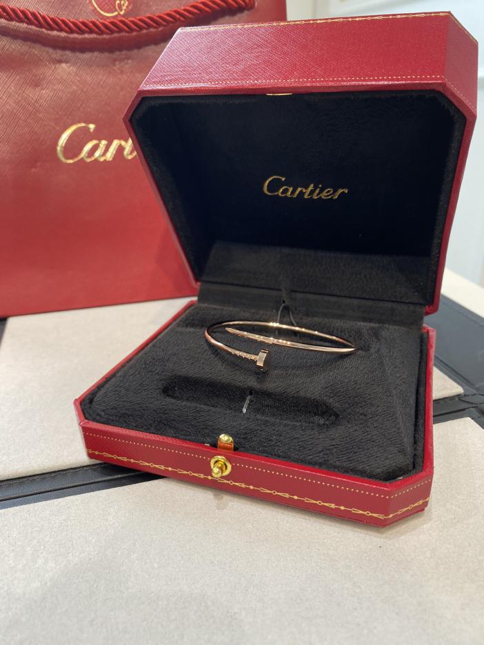 replica,repliche,fake,1:1,earrings,bracelet,ring,jewelry Chiodi a molla Cartier versione sottile senza foratura