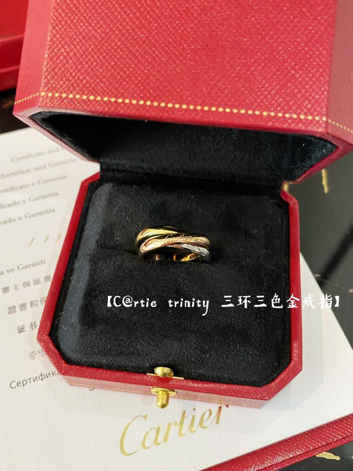 replica,repliche,fake,1:1,earrings,bracelet,ring,jewelry Anello firmato Cartier replica,repliche,fake,1:1,earrings,bracelet,ring,jewelry Anello firmato Cartier