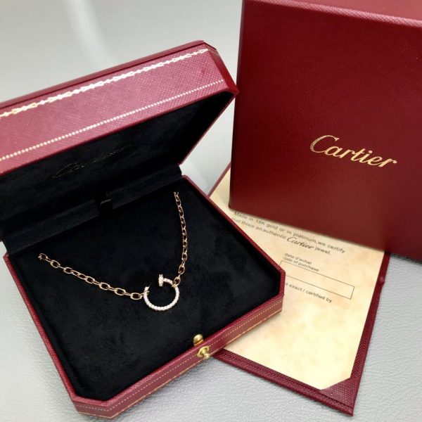 replica,repliche,fake,1:1,earrings,bracelet,ring,jewelry La collana con unghie esplosiva di Cartier King