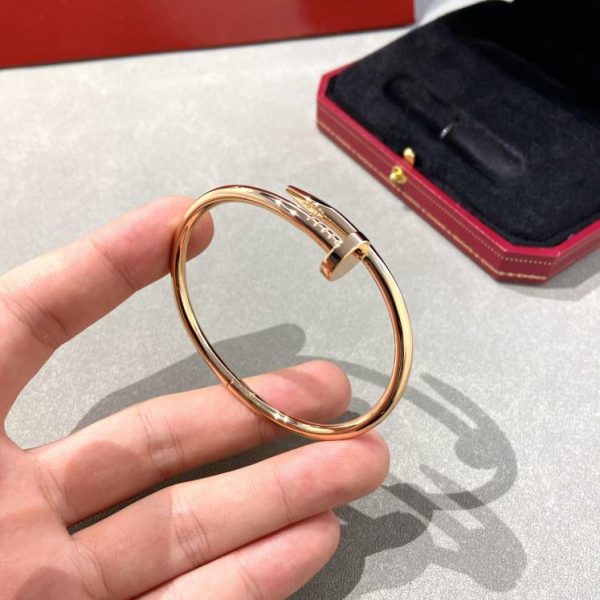 replica,repliche,fake,1:1,earrings,bracelet,ring,jewelry Bracciale a chiodo Cartier senza diamanti