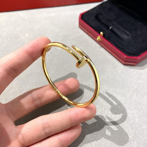 replica,repliche,fake,1:1,earrings,bracelet,ring,jewelry Bracciale a chiodo Cartier senza diamanti
