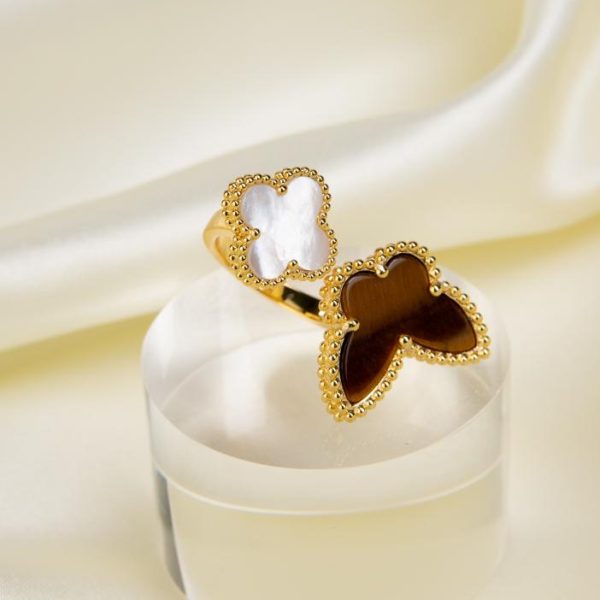 [Edizione Top] Anello Van Cleef & ArpelsLucky Alhambra