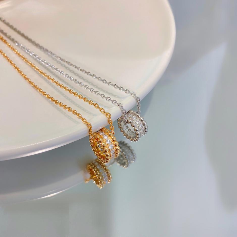 replica,repliche,fake,1:1,earrings,bracelet,ring,jewelry [Edizione Top] Collana serie Van Cleef & Arpels Perlee